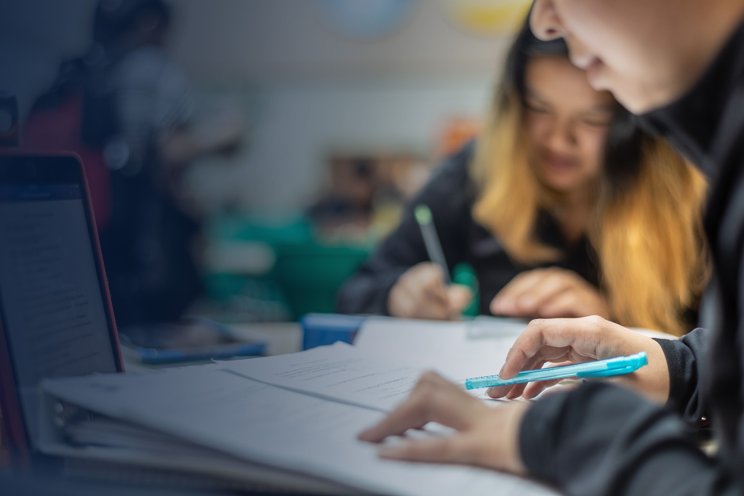 Seattle Central students study at lunch