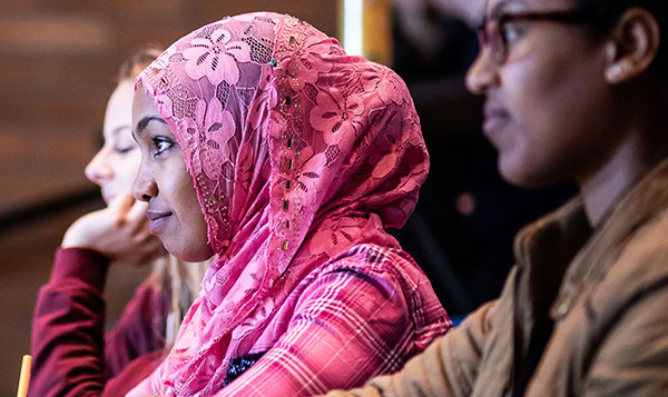  Students in lecture photo 